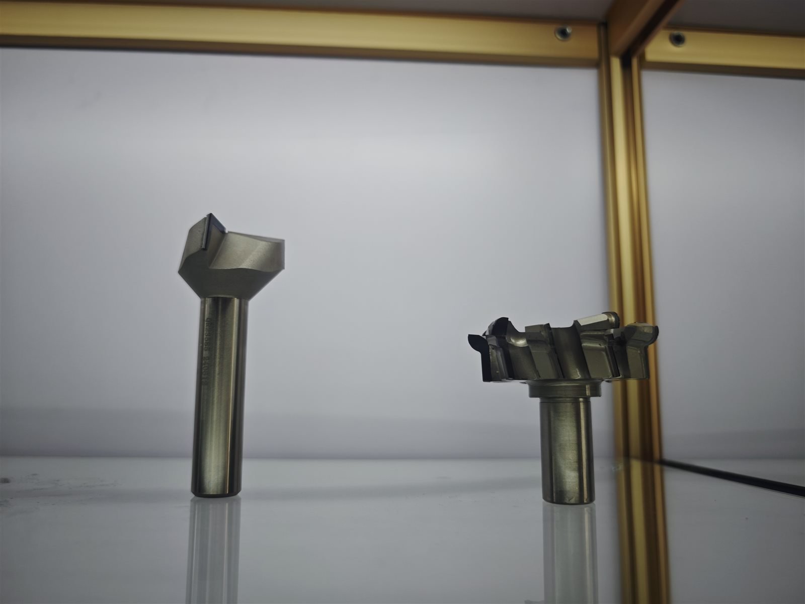 Large-diameter custom woodworking router bits