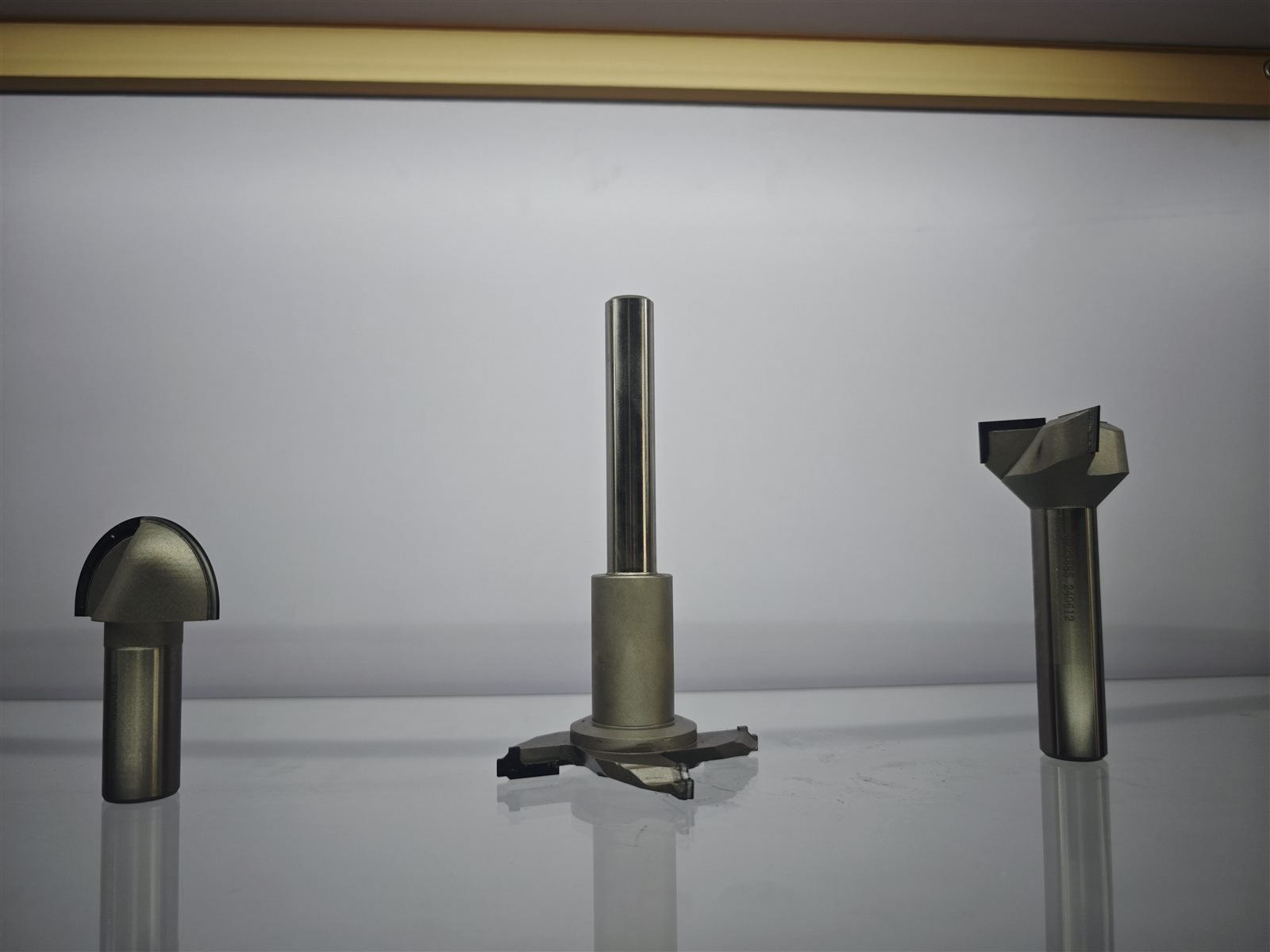 Special-profile router bits for woodworking